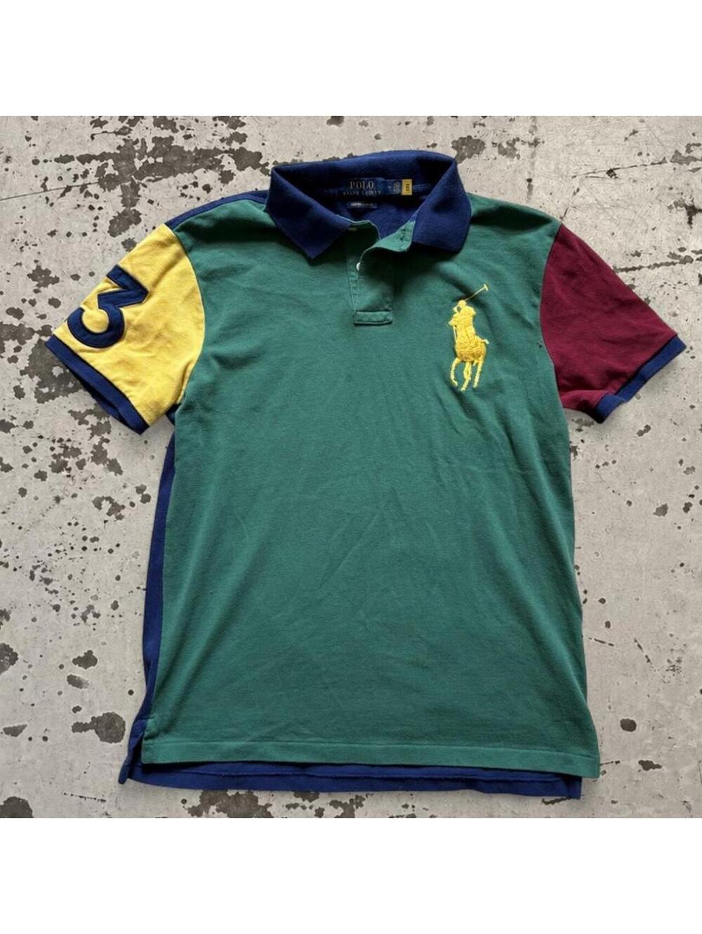 Beautiful Y2K Polo Ralph Lauren green polo shirt